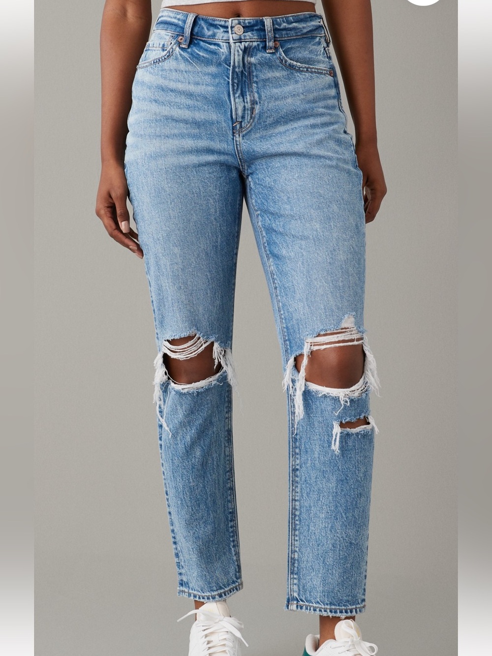PRICE FIRM) Strigid Mom Jean Distressed Blue High-Rise